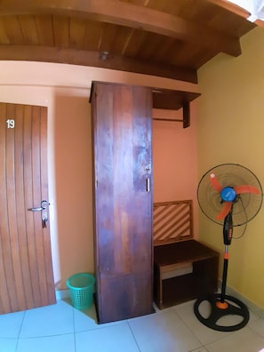 Interior - Trecicogne (Morondava)
