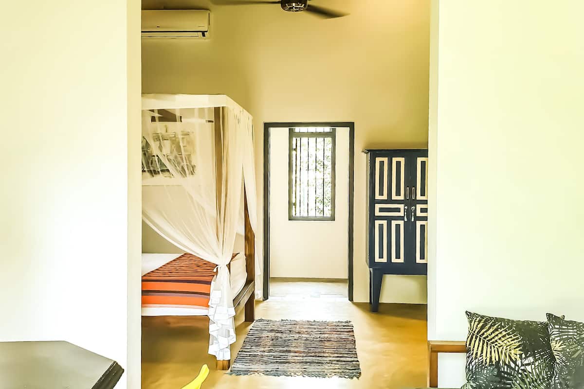 In-room safe, desk, soundproofing, iron/ironing board