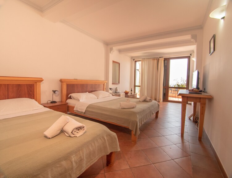 Levantin Inn 1-3 Room N3 Sea Side - Budva