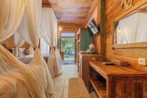 Deluxe Twin Room, Terrace, Garden View | Minibar, in-room safe, desk, soundproofing - Jukung Cottage (Penida Island)