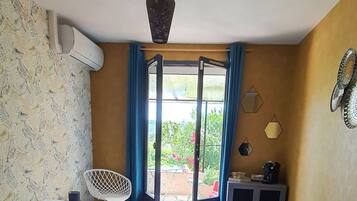 Double or Twin Room | Hypo-allergenic bedding, individually decorated, blackout curtains