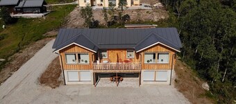 Mountain Lodge in Bruks 1 (New)
