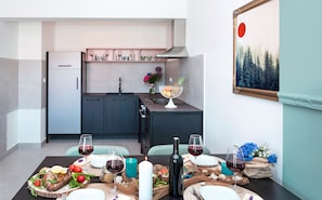 Fridge, microwave, oven, stovetop - RIVUS apartmani (Omis)