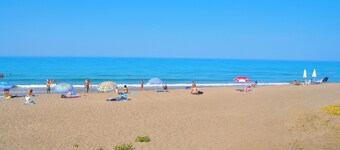 Holiday Apartment "yannis" on the beach of Agios Gordios in Corfu