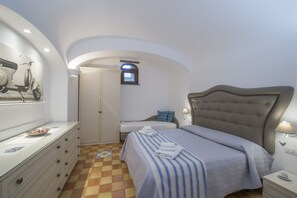 2 slaapkamers, een strijkplank/strijkijzer, wifi, beddengoed
