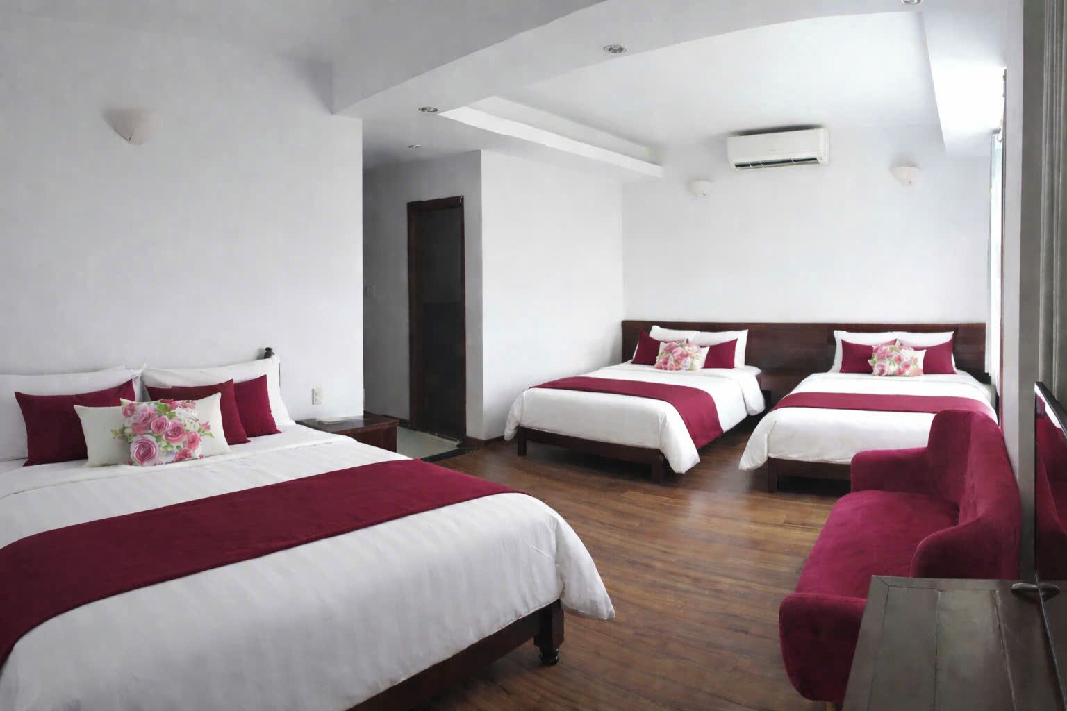 Minibar, desk, laptop workspace, blackout drapes