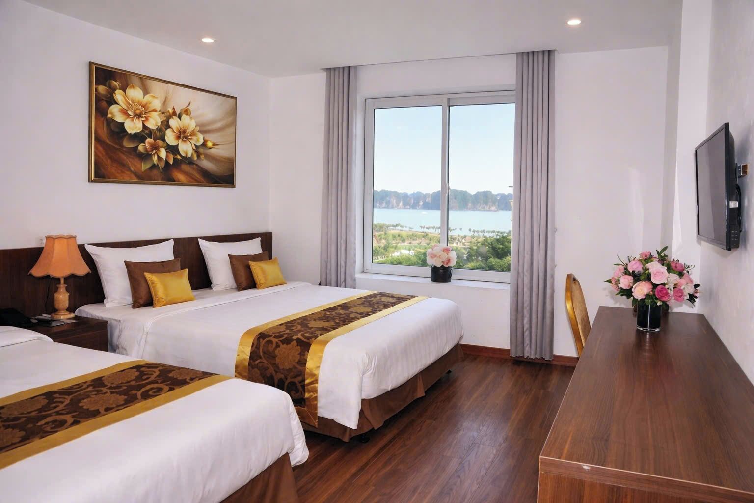 Twin Room | Minibar, desk, laptop workspace, blackout drapes