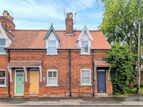 2 bedroom accommodation in Beverley
