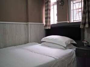 标准双人房, 1 张双人床 | 遮光窗帘、免费 WiFi、床单