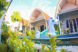 Property grounds - The Box Paradise Bungalow (Penida Island)