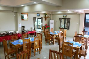 تناول الطعام