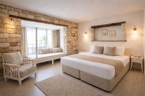 Minibar, blackout curtains, soundproofing, free WiFi -  Als Alaçatı (Cesme)