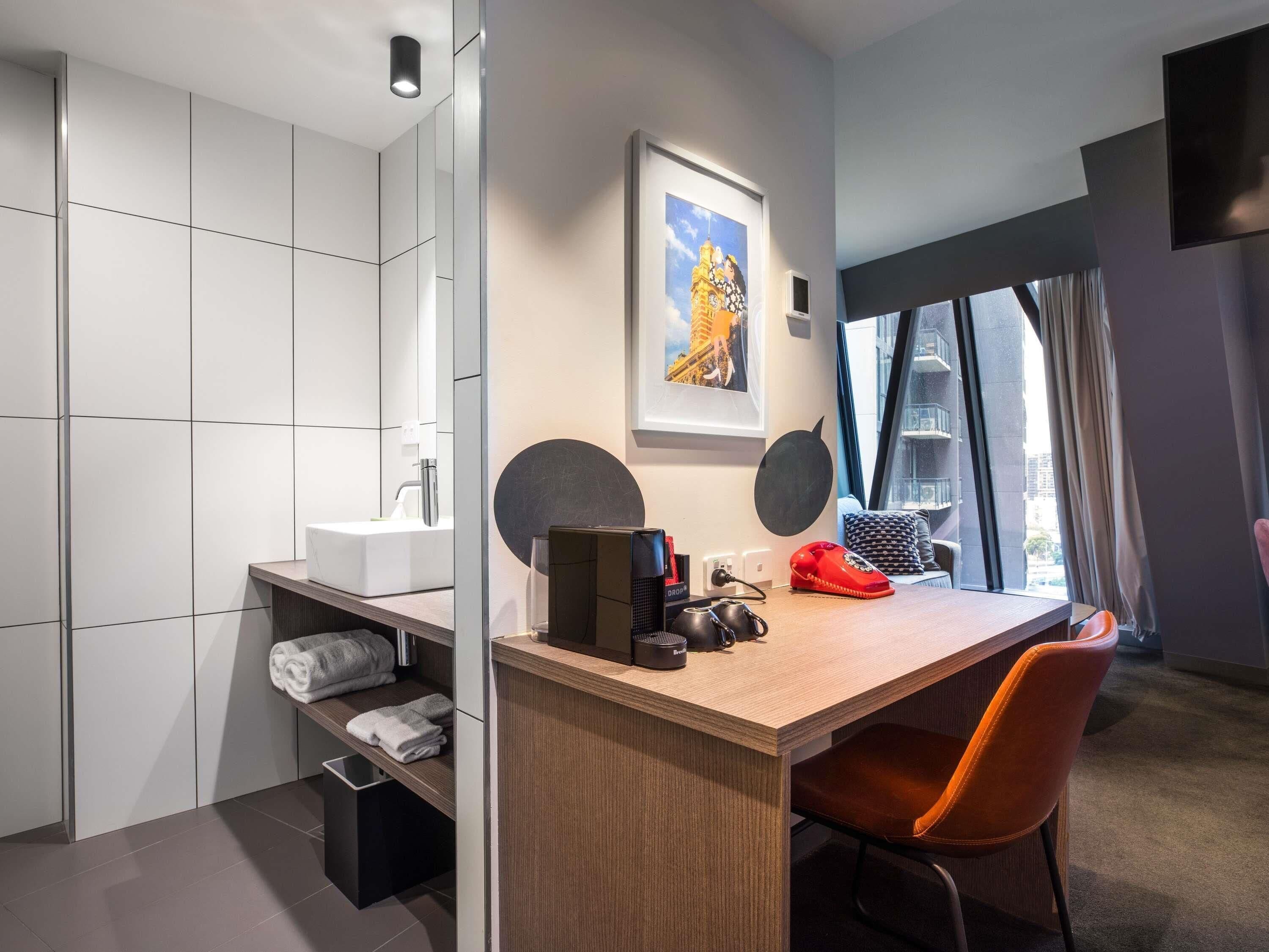 Photo - ibis Styles Melbourne Southbank