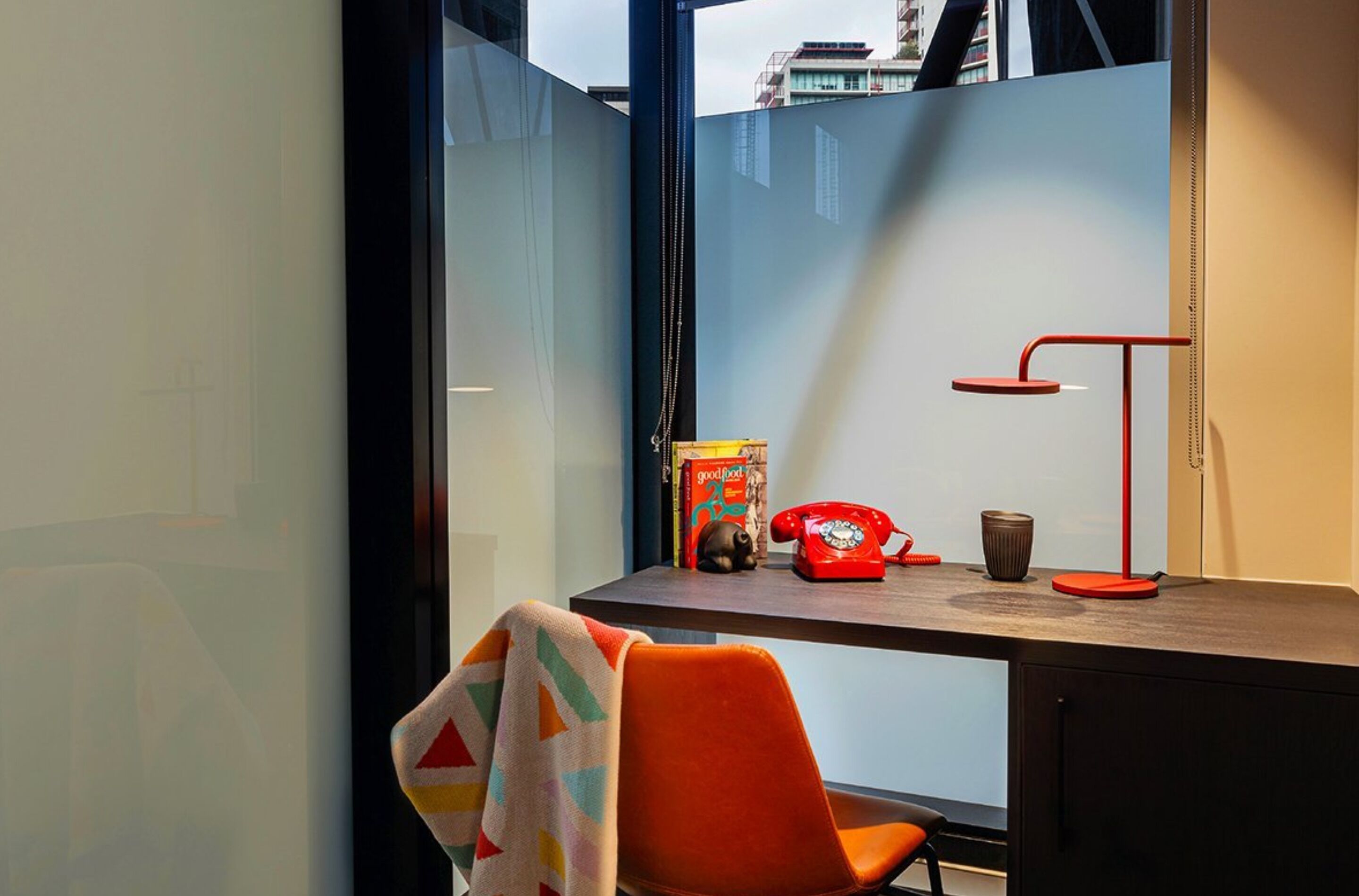 48-inch tv with cable channels