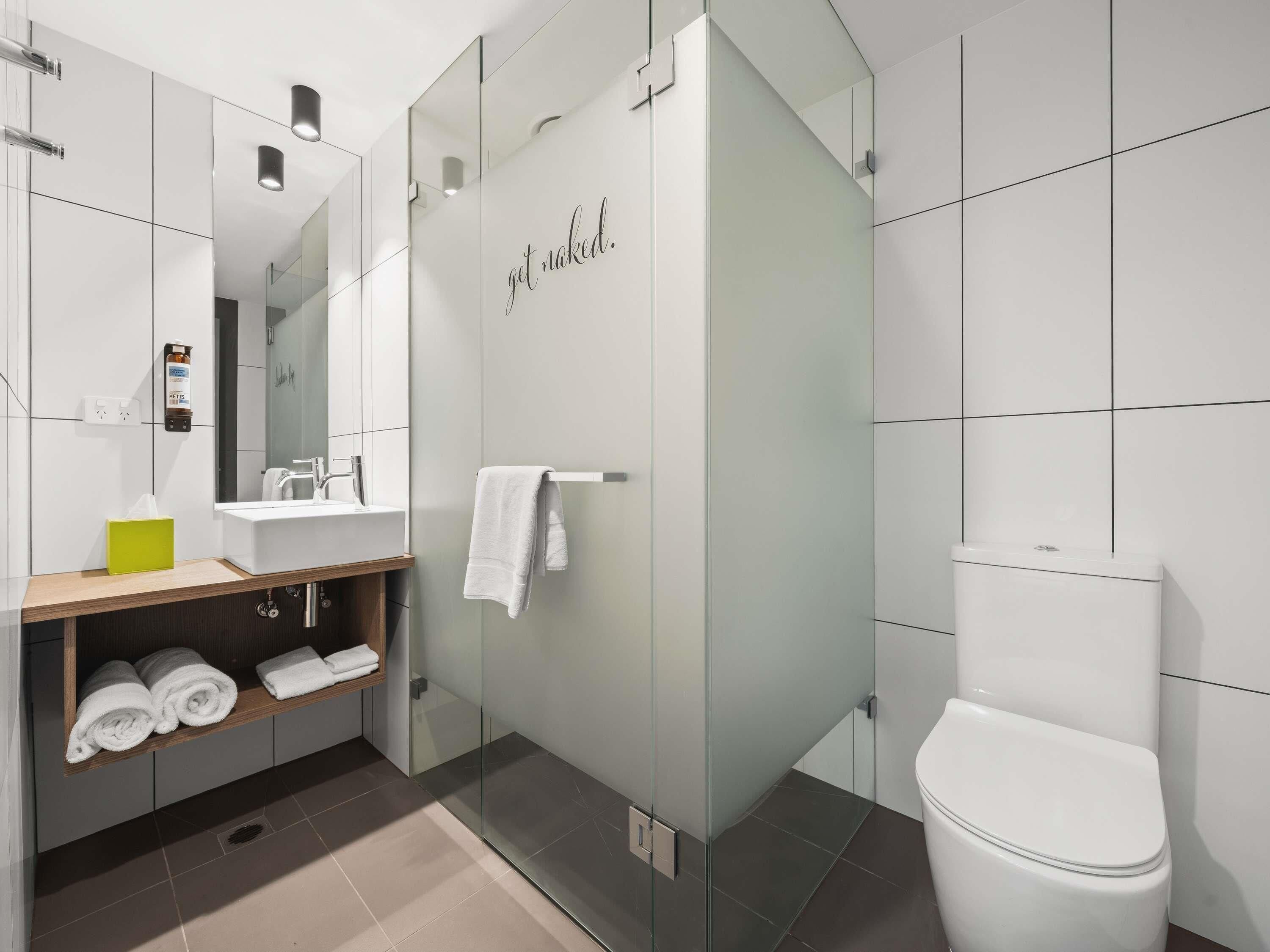Photo - ibis Styles Melbourne Southbank