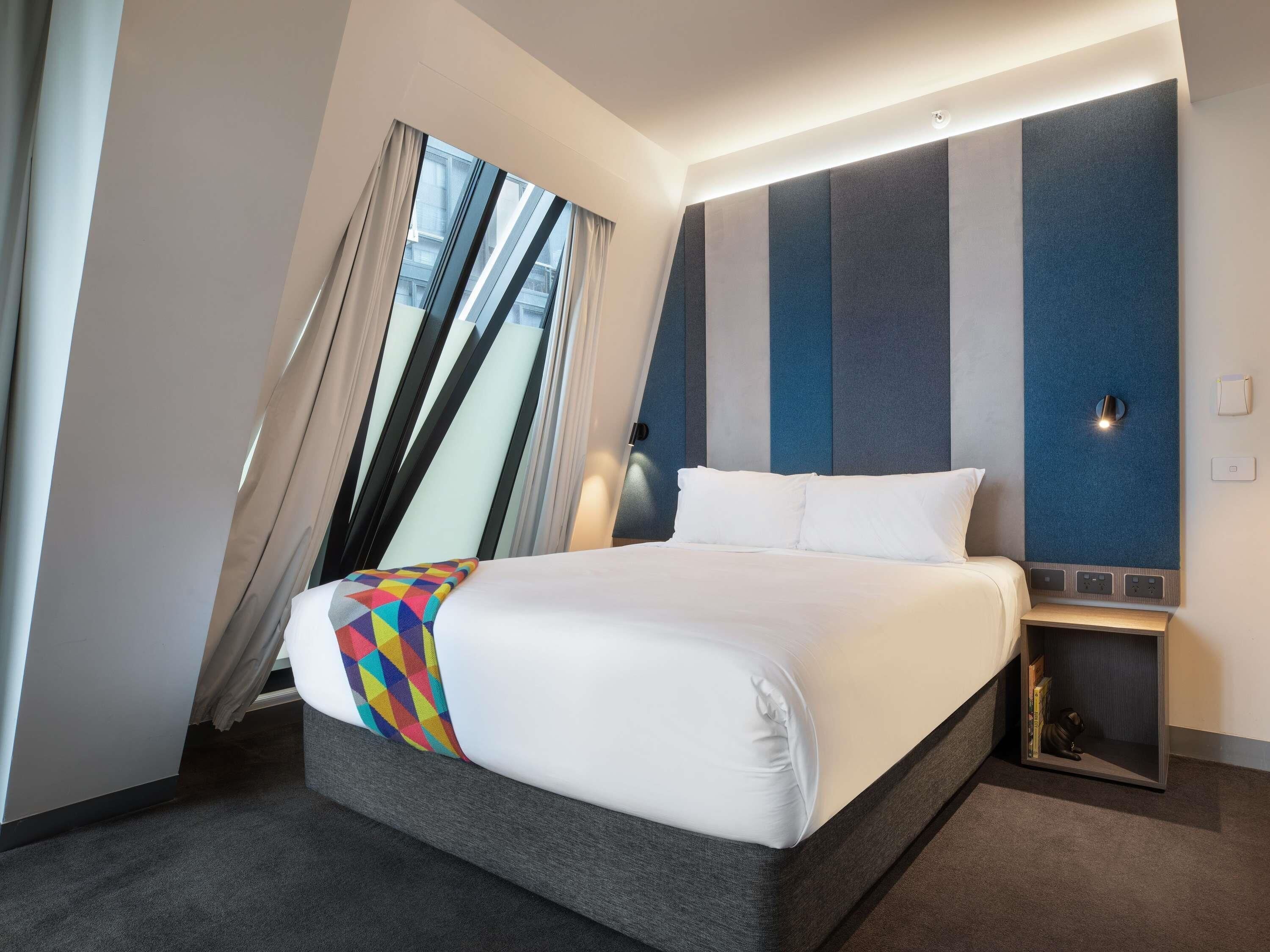 Suite, 1 King Bed | Egyptian cotton sheets, premium bedding, pillowtop beds, in-room safe