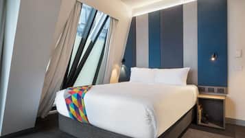 Suite, 1 King Bed | Egyptian cotton sheets, premium bedding, pillowtop beds, in-room safe