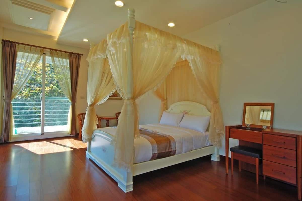Superior Double Room, 1 Double Bed (201) | Desk, blackout curtains, rollaway beds, free WiFi