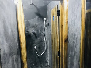 Shower, hydromassage showerhead