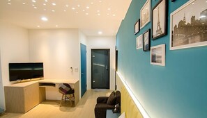 星空貓咪四人房 | 獨特設計、獨特裝修、書桌、遮光窗簾/窗簾