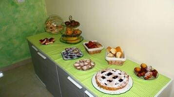Colazione a buffet inclusa, servita tutte le mattine