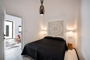 Luxury Villa | In-room safe, soundproofing, iron/ironing board, travel crib