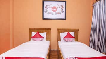 Kamar Twin Standar | Meja kerja dan Wi-Fi gratis