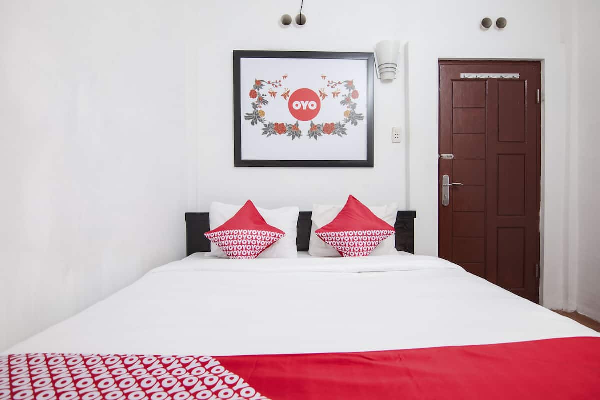 Standard Double Room | Meja, Wi-fi percuma 