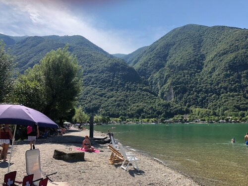 Air-conditioned chalet on Lake Lugano (Porlezza, Menaggio, Como)