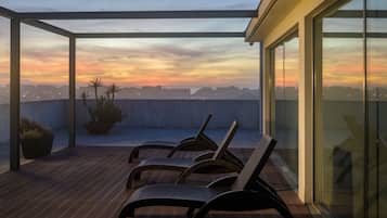 Sundeck