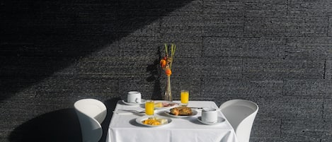 Ontbijtbuffet inbegrepen op werkdagen