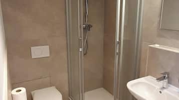 Shower, towels