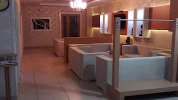 Khu tiếp khách ở sảnh