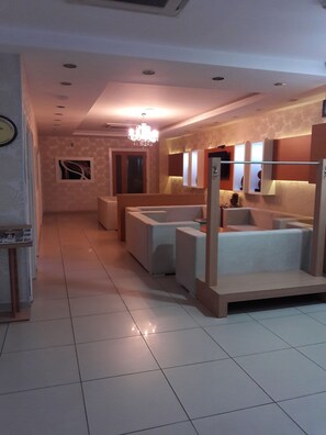 Lobby sitting area - Psidia Hotel (Yalvac)