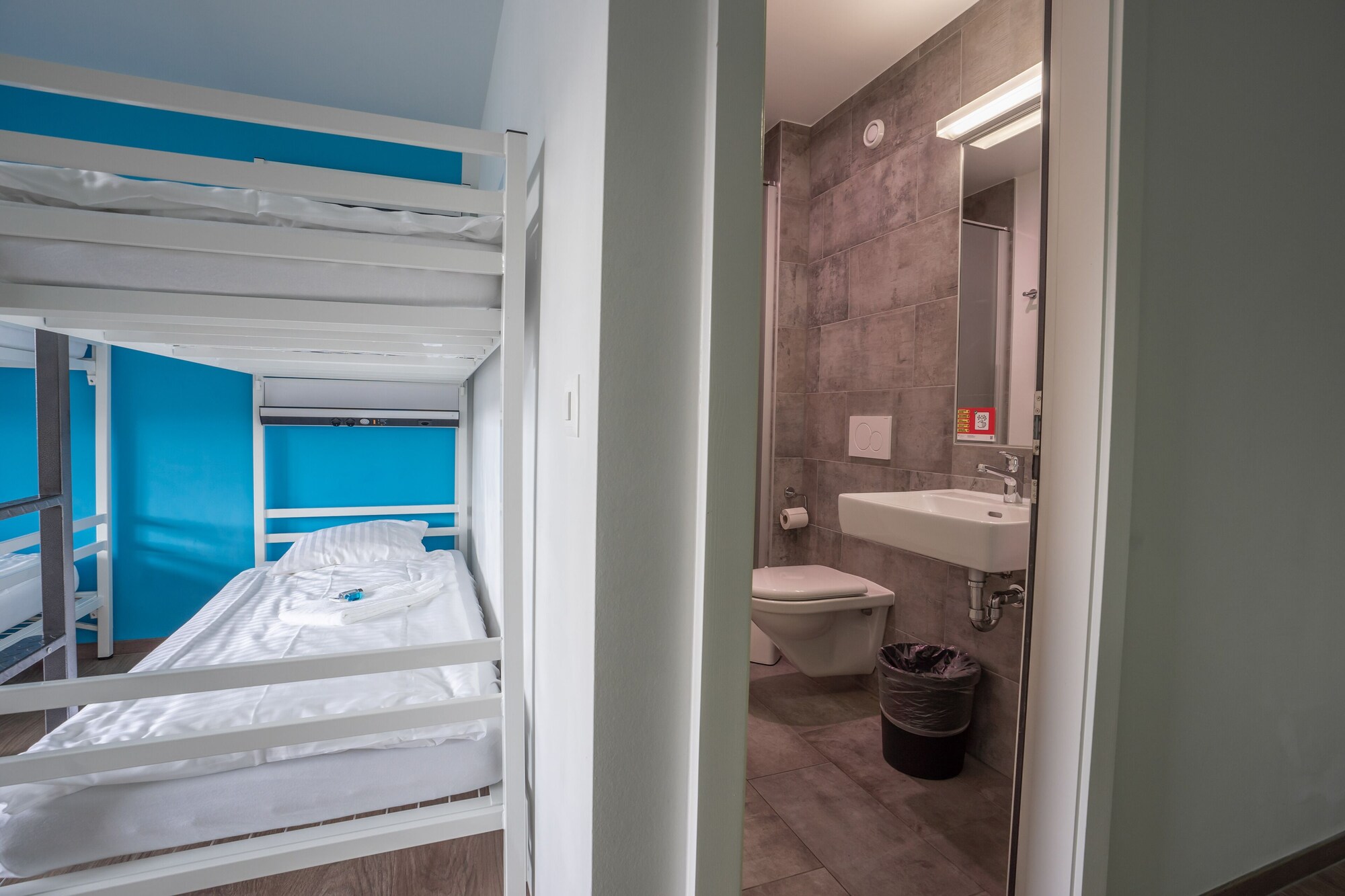 2 Star Hotels