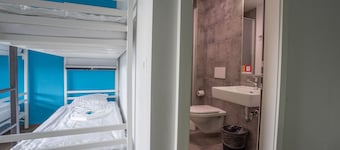 Nyon Hostel