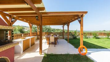 BBQ/picnic area