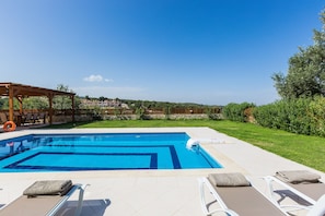 Villa, 3 Bedrooms, Private Pool, Mountain View | Private pool
