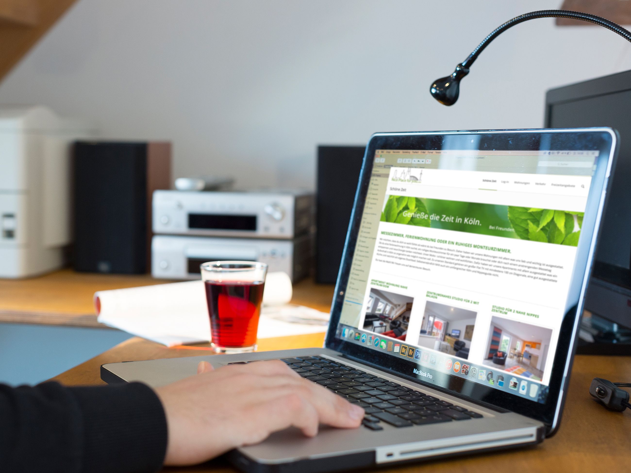 Apartment | Living area | 100-cm flat-screen TV with satellite channels, LCD TV