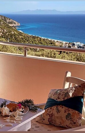 Double Room, Sea View | Beach/ocean view