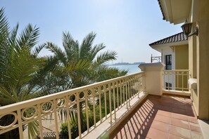 Luxury Villa, Beach View | Balcony view - Luxury Albergo Villa El Trio For Ten (Dubai)