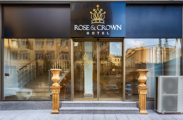 Standard Triple Room, City View | Front of property