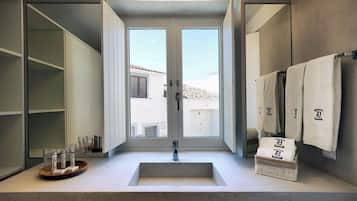 Chambre Classique Double ou avec lits jumeaux | Salle de bain