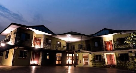 Fachada del alojamiento