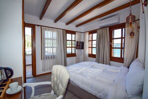 Double Room, Balcony, Sea View