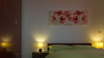 Panoramic Apartment, 1 Bedroom, City View | Desk, iron/ironing board, free WiFi, bed sheets