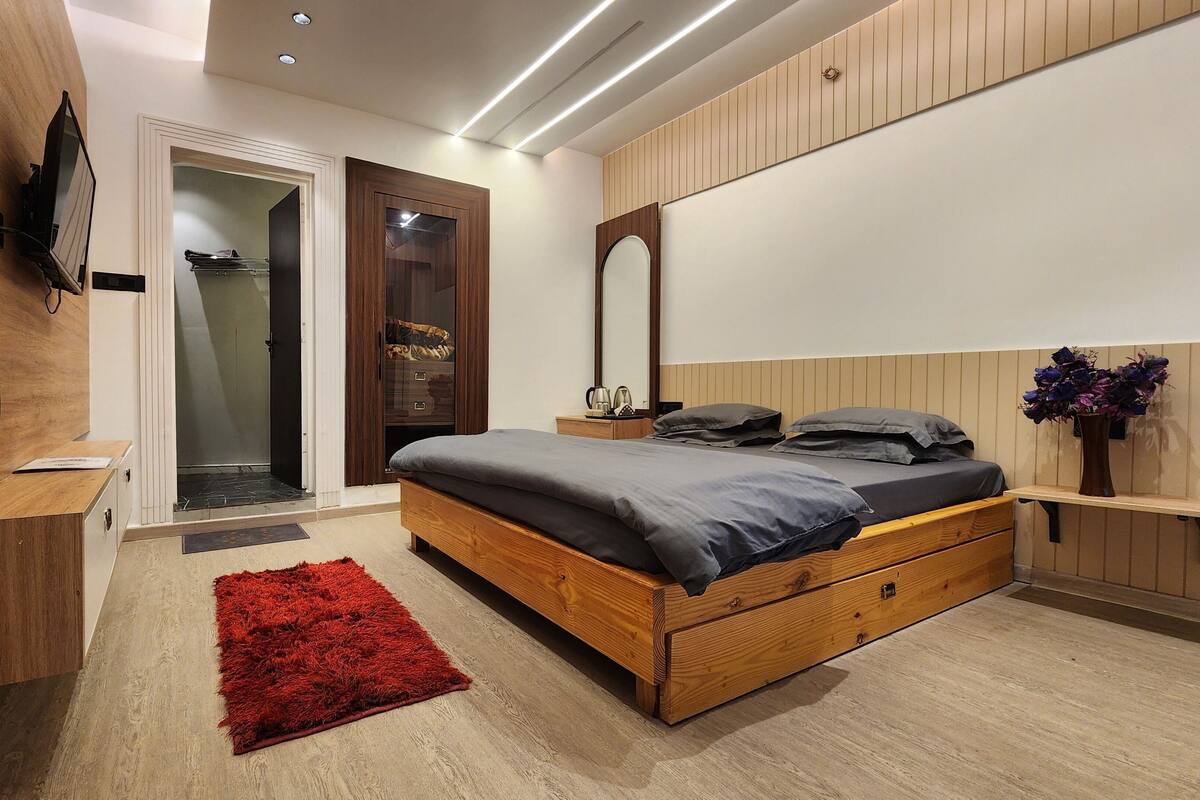 Kamar Deluks | Wi-Fi gratis dan seprai linen