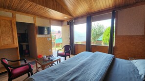 Free WiFi, bed sheets - Viewtoria Resort (Dhanaulti)