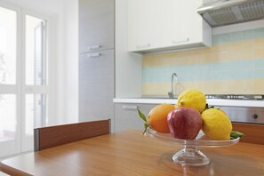 Fridge, stovetop, toaster