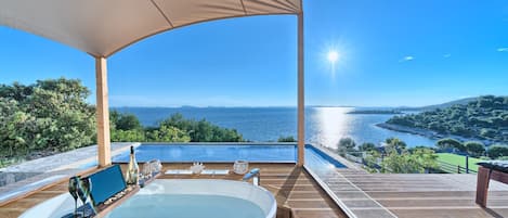 Luxury Glamp New Horizons I | Strand-/Meerblick